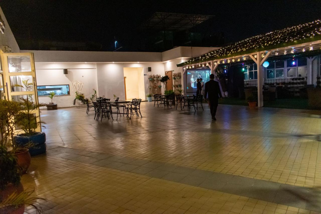 Grand Hotel Nawanshahr Nawāshahr Exterior foto