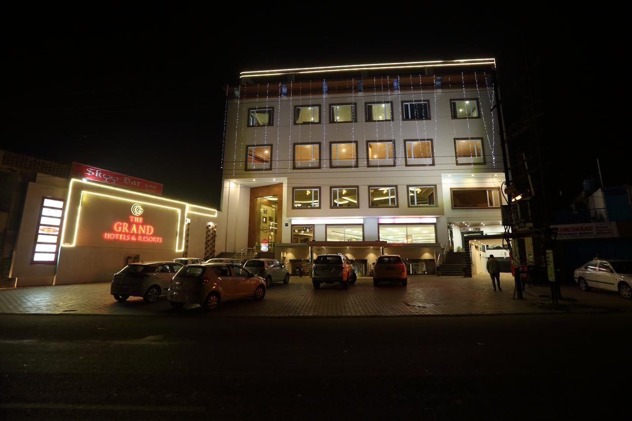 Grand Hotel Nawanshahr Nawāshahr Exterior foto